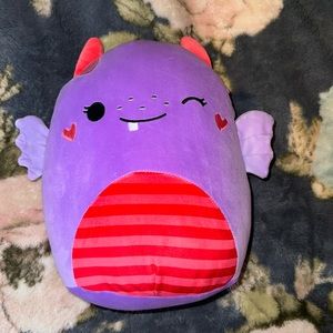 Atwater monster valentine squishmallow NWT